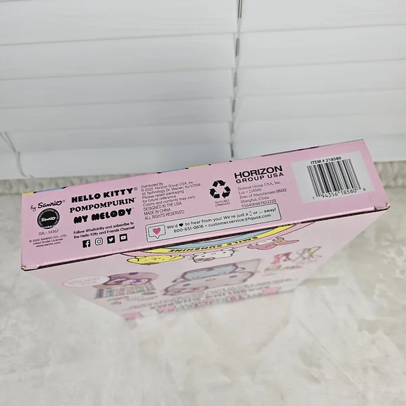 Hello Kitty and Friends Sparkling Charms Smile Sunshine Set - Picture 8 of 10